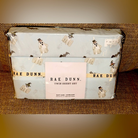 NWT Rae Dunn Twin Sheet Set Blue Halloween Boo Bats Seasonal Fall Season - Picture 2 of 2
